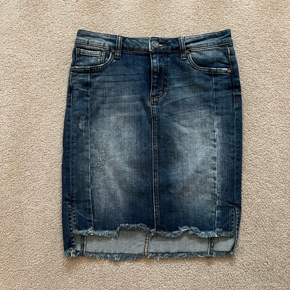 Kut From The Cloth Connie High Low Hem Denim Skirt - Color Blue Size 2 - Picture 5 of 9